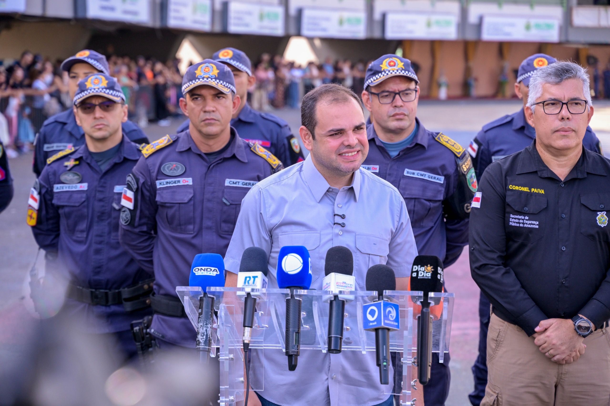 Governador Roberto Cidade acompanha incorporação de 502 novos soldados ao efetivo da Polícia Militar